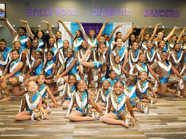 hollywood diamond dancers cheer fundraiser