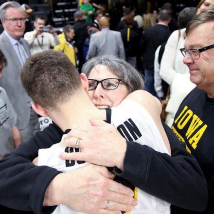 Iowa's Jordan Bohannon: Great People Choose To Do Right No Matter What