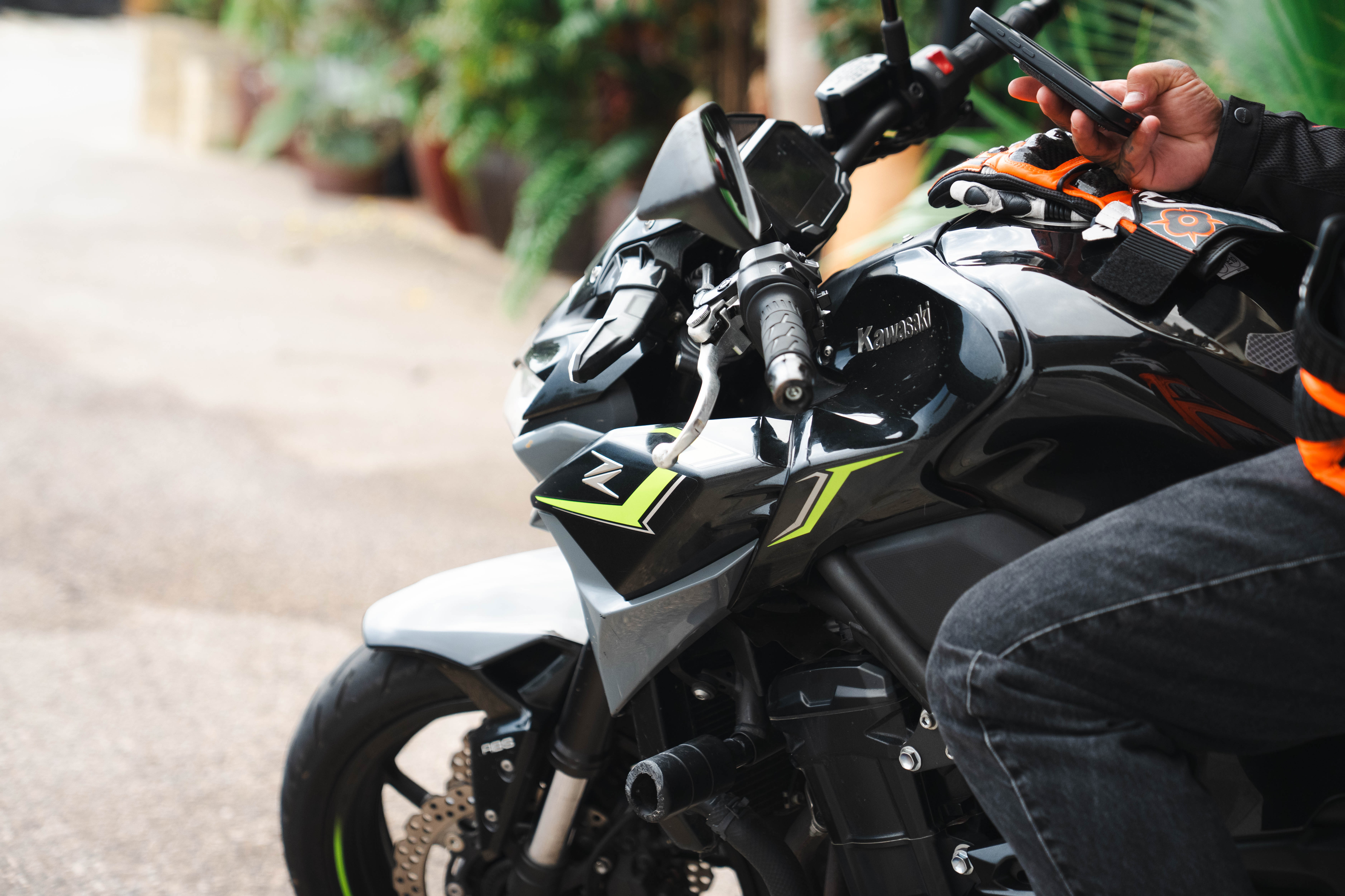 Kawasaki Z900 en movimiento
