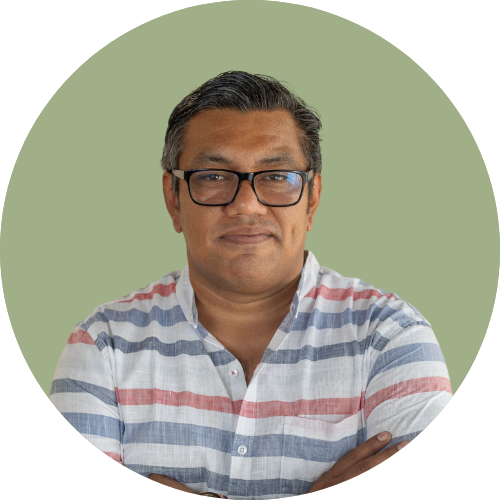 Bernardo Flores - Administrador de Sistemas